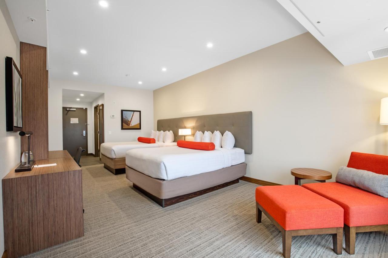 Mountain View Inn & Suites Sundre Buitenkant foto