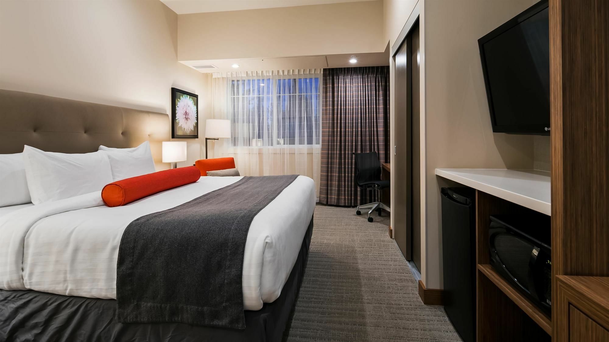 Mountain View Inn & Suites Sundre Buitenkant foto