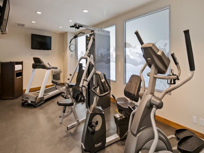Mountain View Inn & Suites Sundre Buitenkant foto
